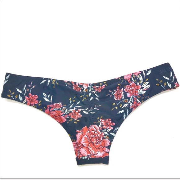 Lets Wander Hawaii Lo, Bottoms only (cheeky) πΊ - Picture 2 of 8